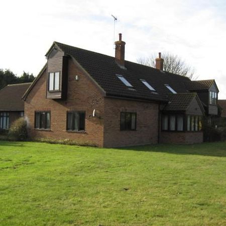 Clare House Hotel Mundford Exterior photo